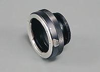CLA-5 adaptor T-C pentru obiective foto